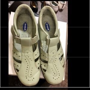 Used Women Dr Scholls Shoes